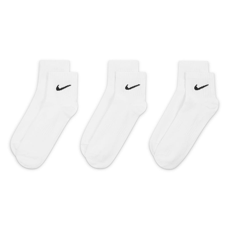 Nike Unisex Everyday Lightweight Training Ankle Socks (3 Pairs)