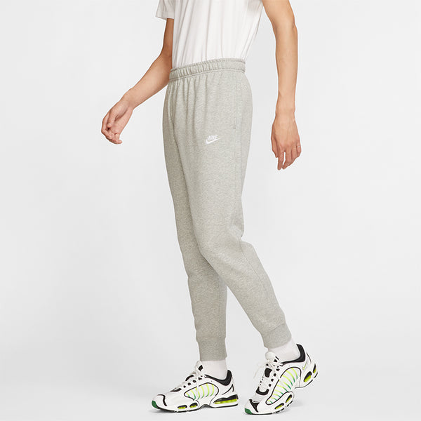 Nike Men's Sportswear Club Joggers.