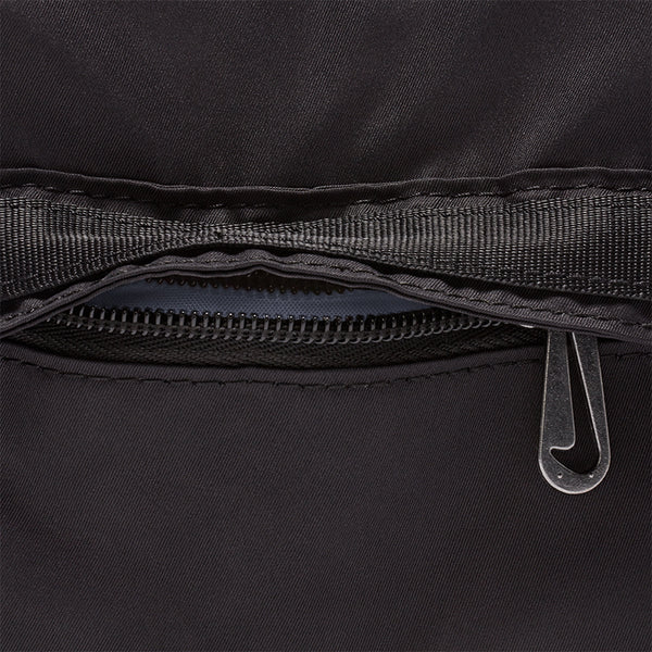 Nike Women's Sportswear Futura Luxe Crossbody Bag (3L)