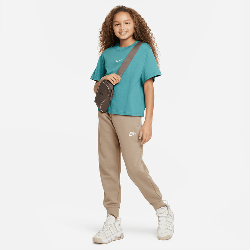 Nike Girl's Sportswear T-Shirt (Big Kid's)