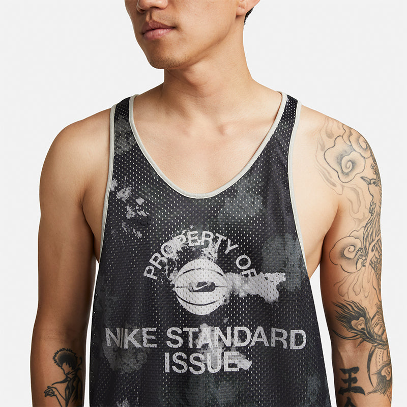 Nike Men's Standard Issue Reversible Basketball Jersey.