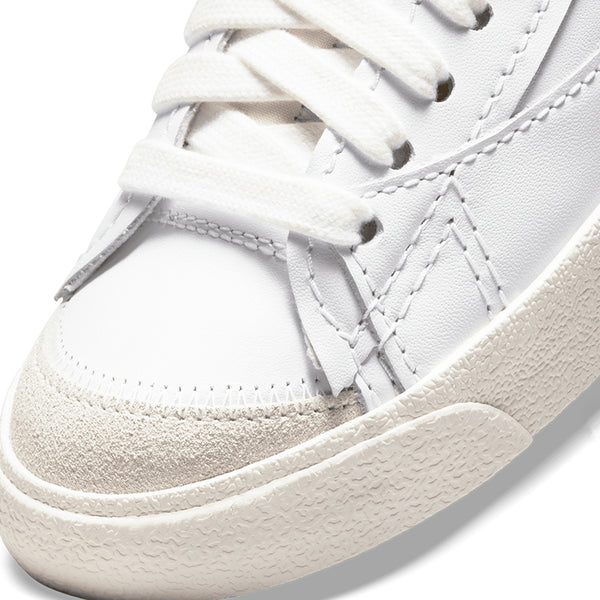 Nike Women's Blazer Low '77 Jumbo