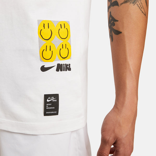 Nike Men's A.I.R Basketball T-Shirt.