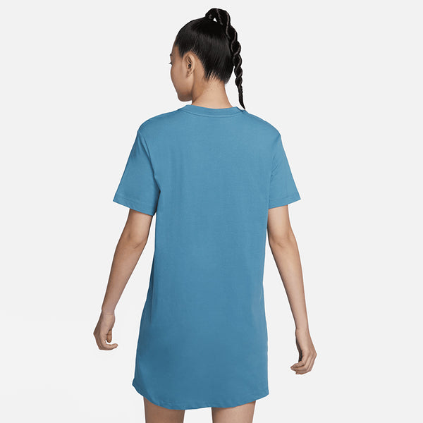 Nike Women's Sportswear Essential Short Sleeve T-Shirt Dress