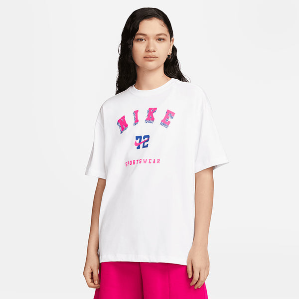 Nike Women's Sportswear T-Shirt